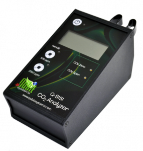  Q-S151 Infrared CO2 Analyzer is a non-dispersive infrared CO2 analyzer that measures CO2 in 0 to 2000 ppm range with 1 ppm resolution. Dependable technology rugged and modular for easy fit in our Q-Box Packages or for stand alone use. Q-S151 is ideal for CO2 exchange measurements with leaves, insects, small animals or organisms with a low metabolic rate. It is also excellent for measuring soil respiratory activity in situ in the field and in the lab.